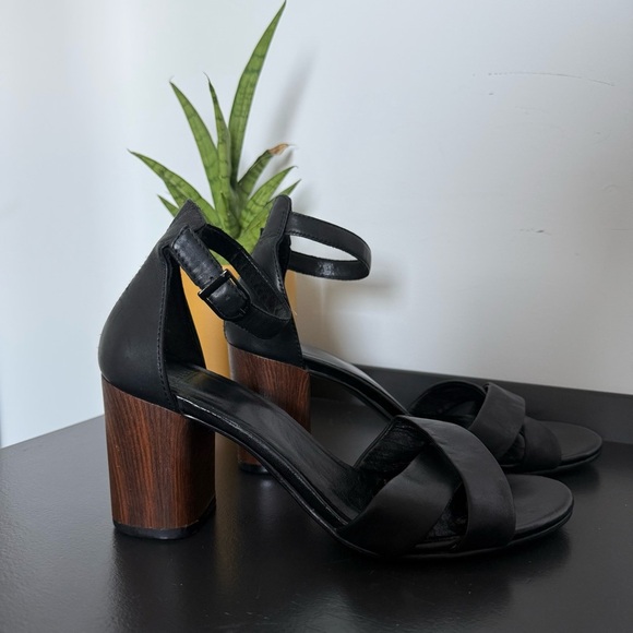 Vagabond black leather crossover Carol wood platform heel sandals - 38 (US 8) - Picture 6 of 7